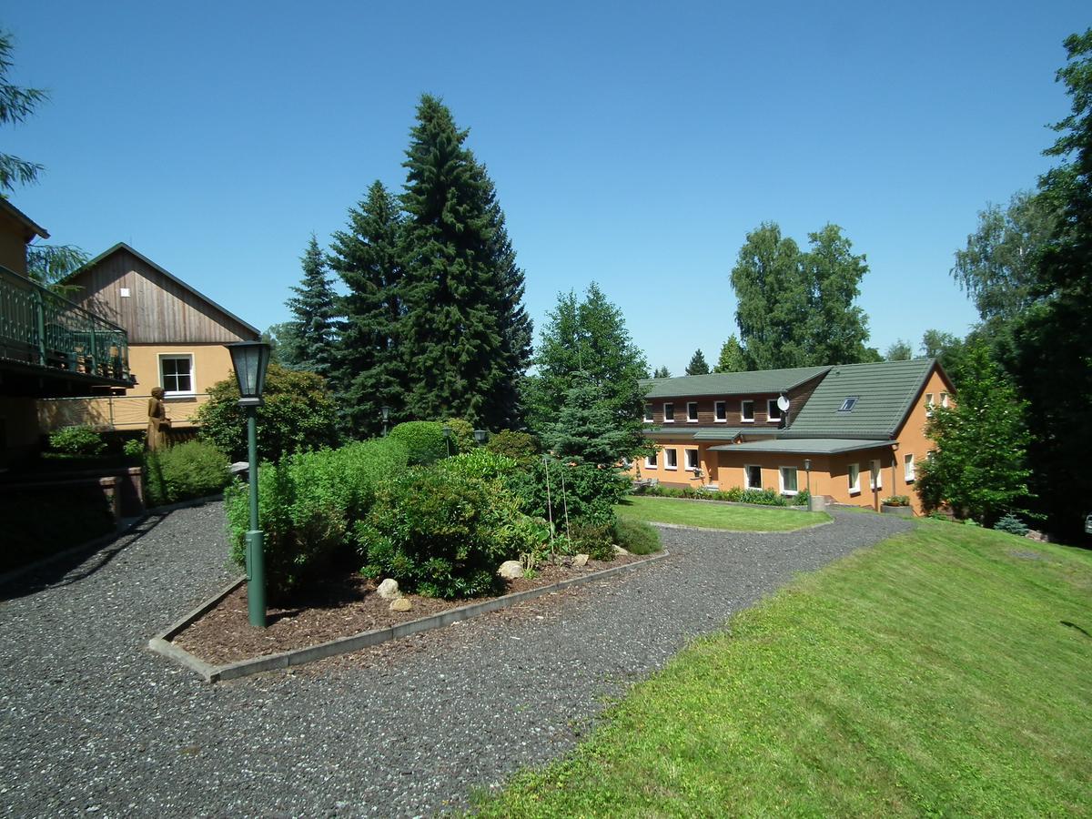 Töpferpark Aparthotel Olbersdorf Exteriör bild